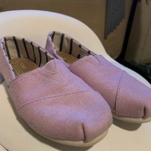 Lavender Woman’s TOMS